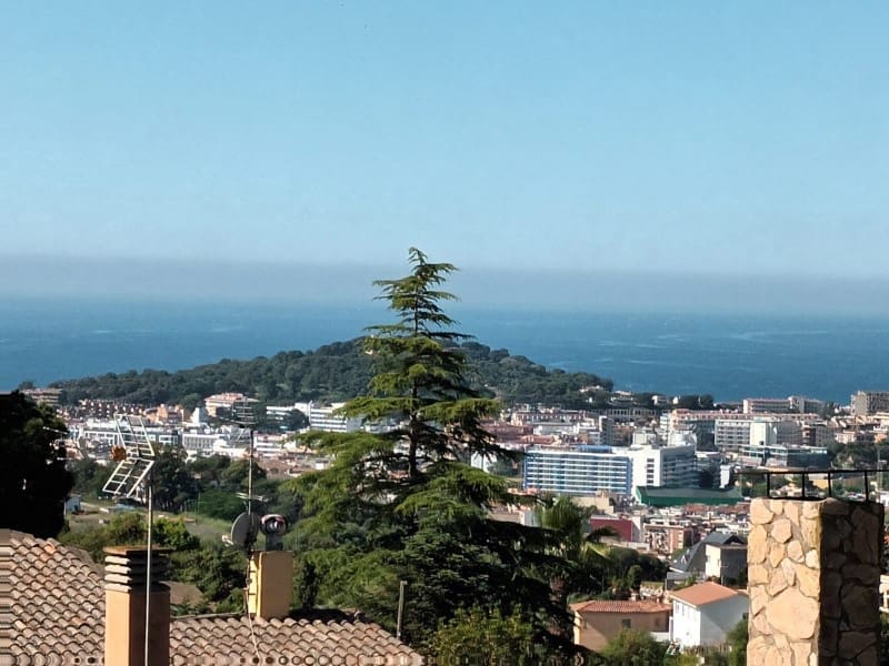 3 soveværelse Villa til salg i Lloret de Mar med swimmingpool garage - € 429.000 (Ref: 8944277)