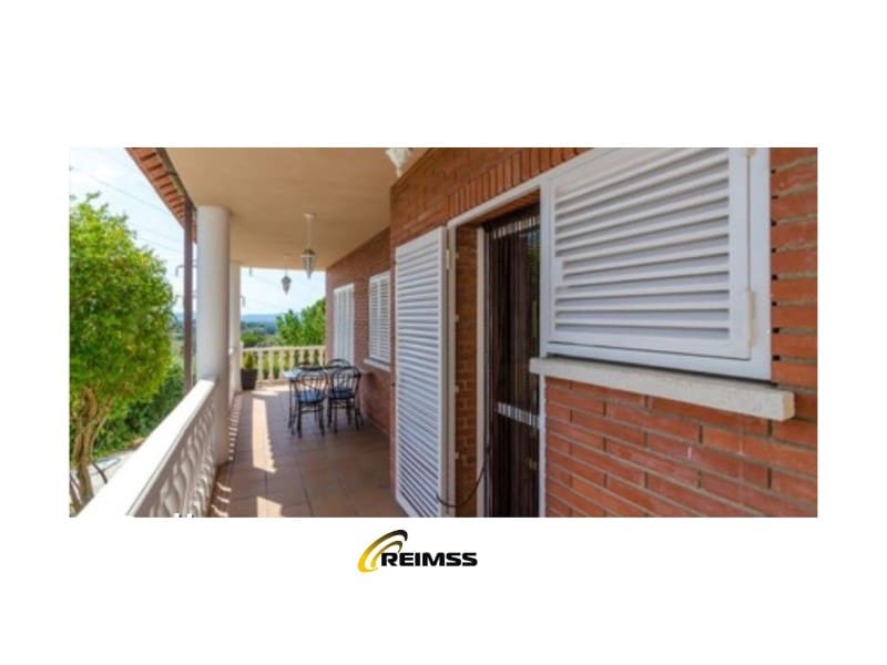 4 camera da letto Villa in vendita in Macanet de la Selva con piscina garage - 355.000 € (Rif: 8988741)