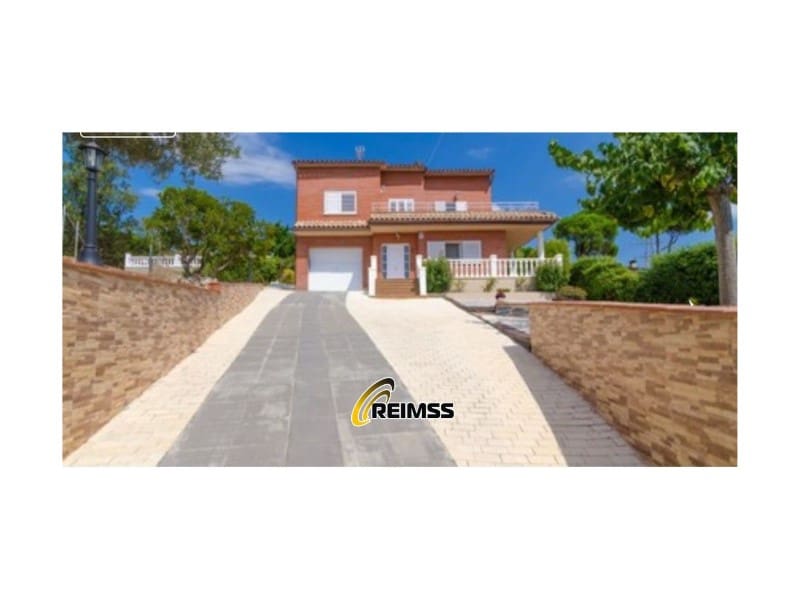 4 camera da letto Villa in vendita in Macanet de la Selva con piscina garage - 355.000 € (Rif: 8988741)