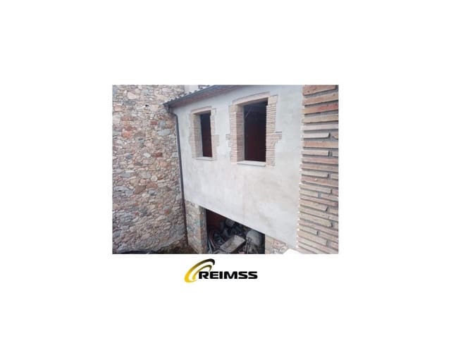 4 soveværelse Villa til salg i La Cellera de Ter - € 148.000 (Ref: 9091883)