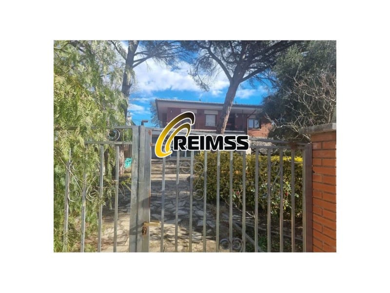 6 soveværelse Villa til salg i Sils med garage - € 289.000 (Ref: 9095517)