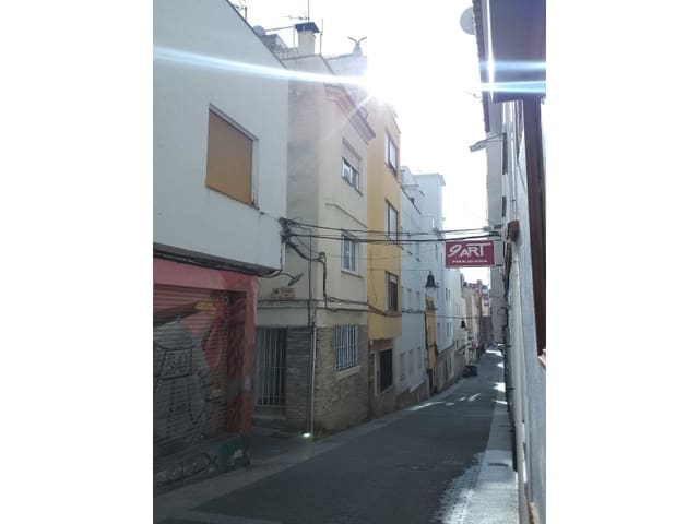 4 camera da letto Villa in vendita in Centre, Lloret de Mar - 260.000 € (Rif: 9129943)