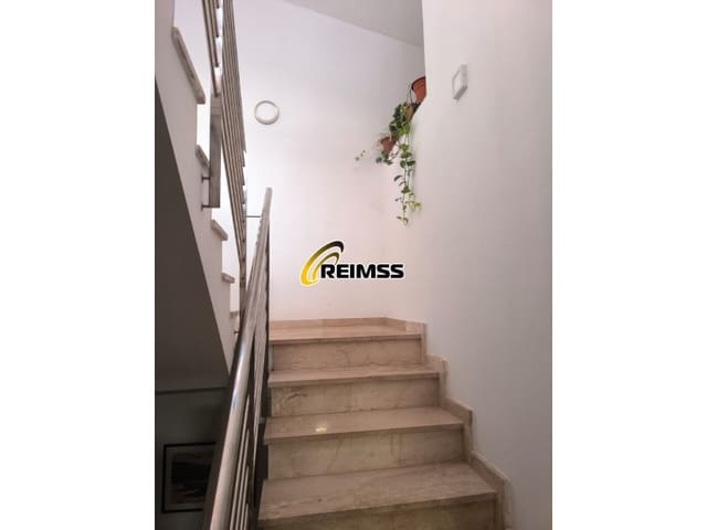 5 quarto Apartamento para venda em Pineda de Mar - 441 000 € (Ref: 9129945)