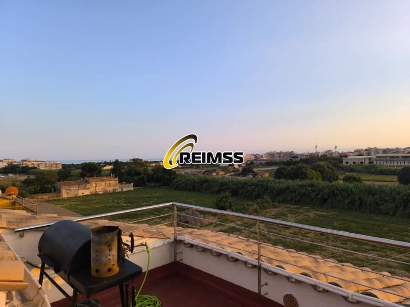 5 bedroom Apartment for sale in Pineda de Mar - € 441,000 (Ref: 9129945)