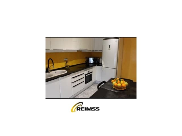 5 bedroom Villa for sale in Centre, Lloret de Mar with garage - € 625,000 (Ref: 9129948)