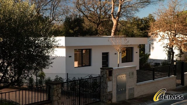 3 quarto Moradia para venda em Llagostera com piscina garagem - 430 000 € (Ref: 9129950)