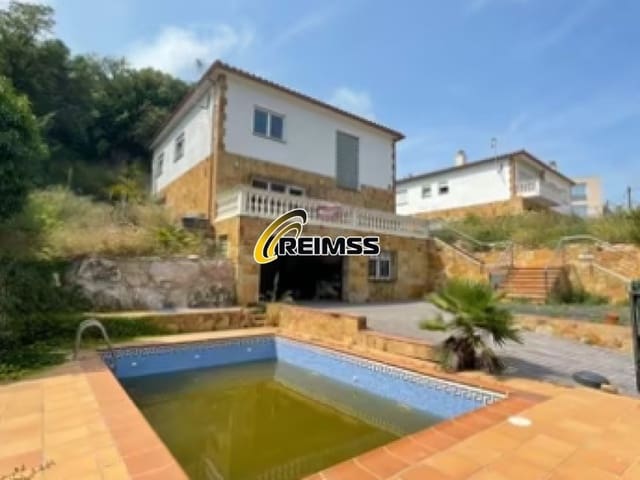 4 soverom Villa til salgs i Serra Brava, Lloret de Mar med garasje - € 390 000 (Ref: 9164075)