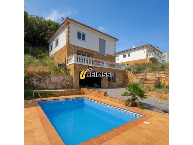 4 Zimmer Villa zu verkaufen in Serra Brava, Lloret de Mar mit Garage - 388.000 € (Ref: 9164075)