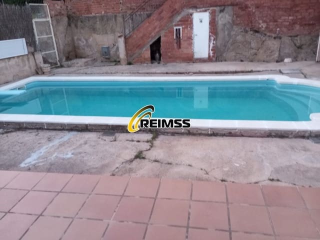 10 soveværelse Villa til salg i Maçanet de la Selva med swimmingpool garage - € 420.000 (Ref: 9164076)