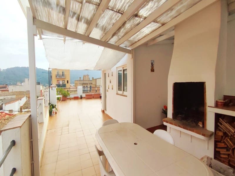 4 soveværelse Villa til salg i Sant Feliu de Guixols - € 450.000 (Ref: 9166974)