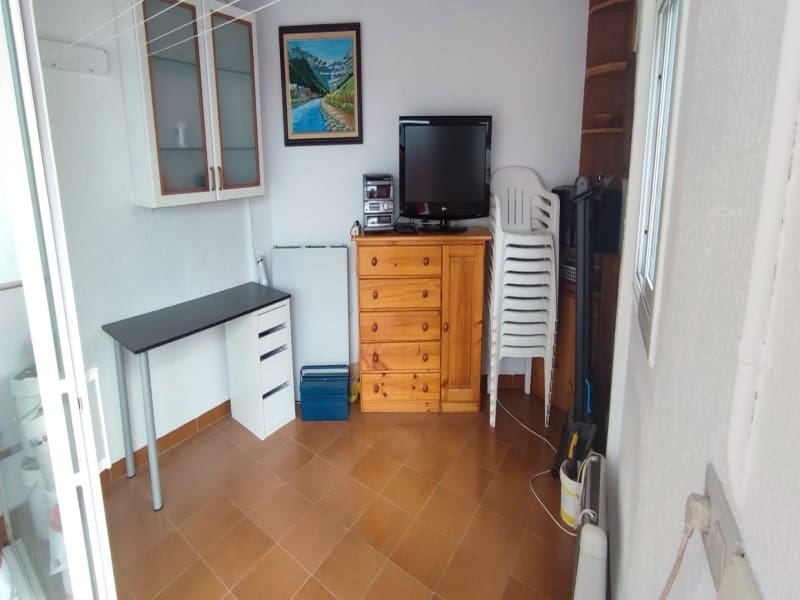 4 bedroom Villa for sale in Sant Feliu de Guixols with garage - € 450,000 (Ref: 9166974)