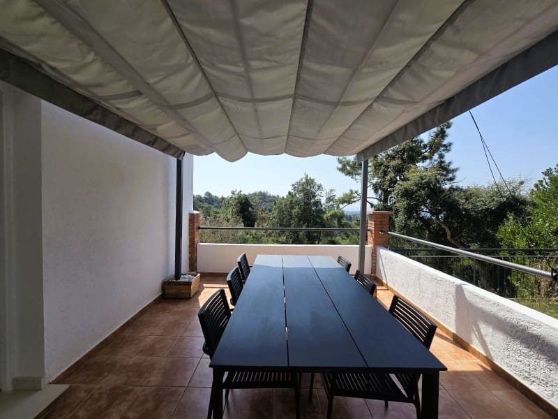 5 soveværelse Villa til salg i Lloret de Mar - € 259.000 (Ref: 9171348)