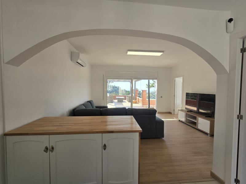 5 soveværelse Villa til salg i Lloret de Mar - € 259.000 (Ref: 9171348)