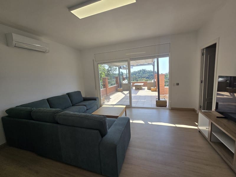 5 soveværelse Villa til salg i Lloret de Mar - € 259.000 (Ref: 9171348)