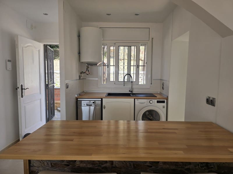 5 soveværelse Villa til salg i Lloret de Mar - € 259.000 (Ref: 9171348)