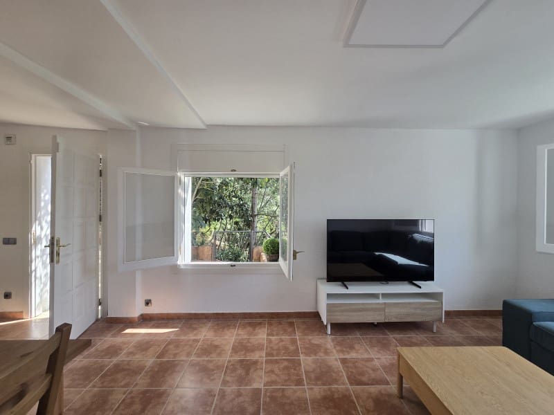 5 soveværelse Villa til salg i Lloret de Mar - € 259.000 (Ref: 9171348)