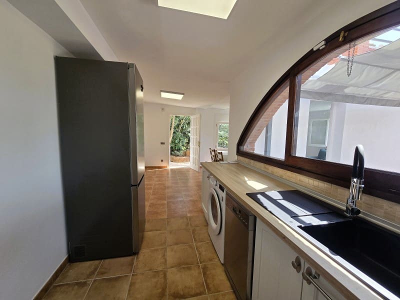 5 soveværelse Villa til salg i Lloret de Mar - € 259.000 (Ref: 9171348)