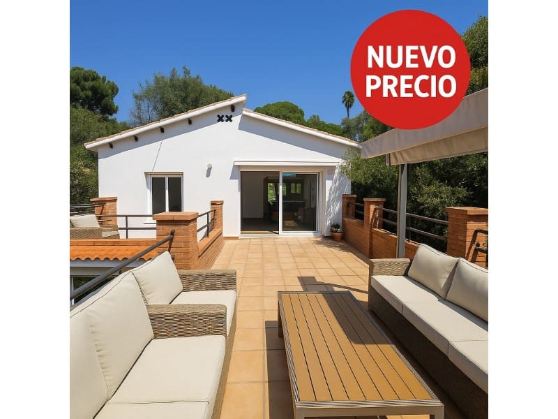 5 soveværelse Villa til salg i Lloret de Mar - € 259.000 (Ref: 9171348)