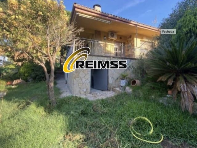 3 bedroom Villa for sale in Mas Altaba, Maçanet de la Selva with garage - € 276,000 (Ref: 9285062)