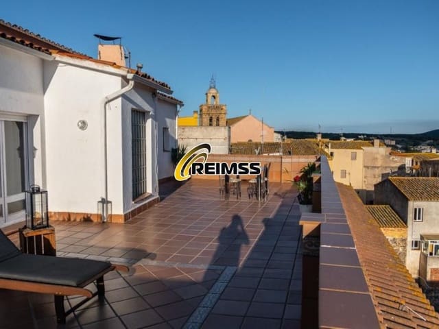 3 bedroom Flat for sale in Vidreres - € 175,000 (Ref: 9317661)