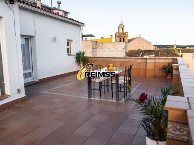 3 bedroom Flat for sale in Vidreres - € 175,000 (Ref: 9317661)