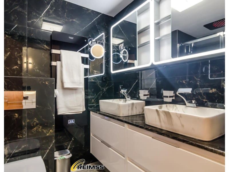 2 bedroom Flat for sale in Lloret de Mar - € 260,000 (Ref: 9322567)