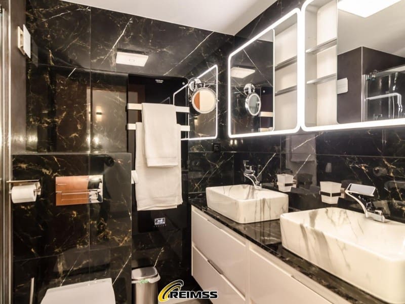 2 bedroom Flat for sale in Lloret de Mar - € 260,000 (Ref: 9322567)