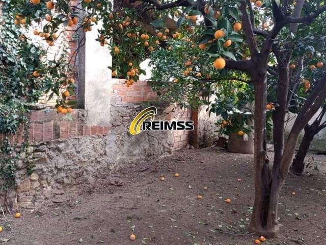 Undeveloped Land for sale in Pineda de Mar - € 91,500 (Ref: 9378971)