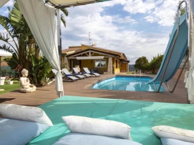 5 soverom Villa til salgs i Santa Clotilde, Lloret de Mar med garasje - € 647 000 (Ref: 9422368)