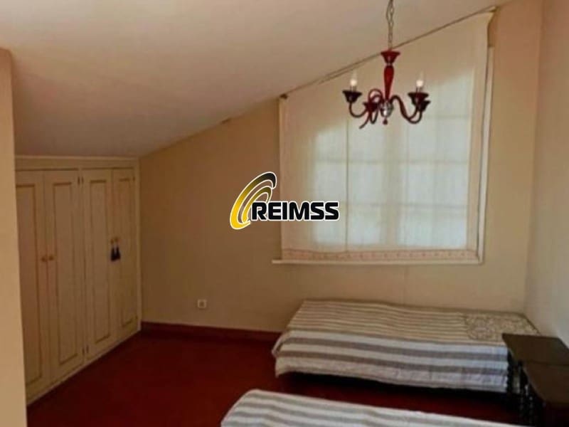 4 bedroom Villa for sale in Lloret de Mar with garage - € 787,500 (Ref: 9476095)