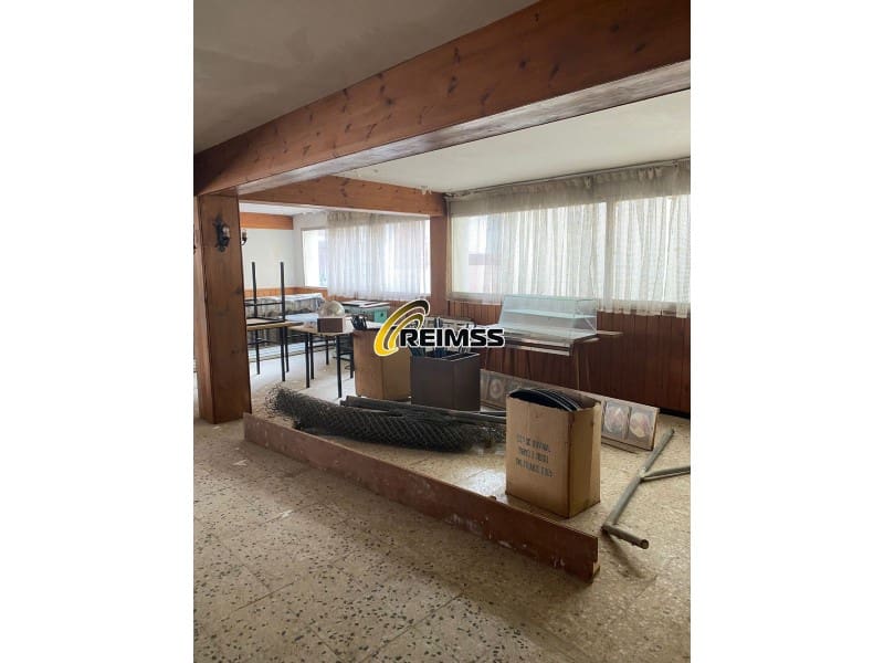 Chalet de 4 habitaciones en Tossa de Mar en venta con garaje - 900.000 € (Ref: 9476096)