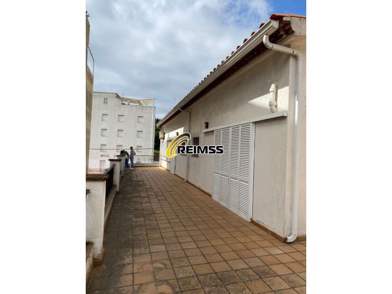 Chalet de 4 habitaciones en Tossa de Mar en venta con garaje - 900.000 € (Ref: 9476096)