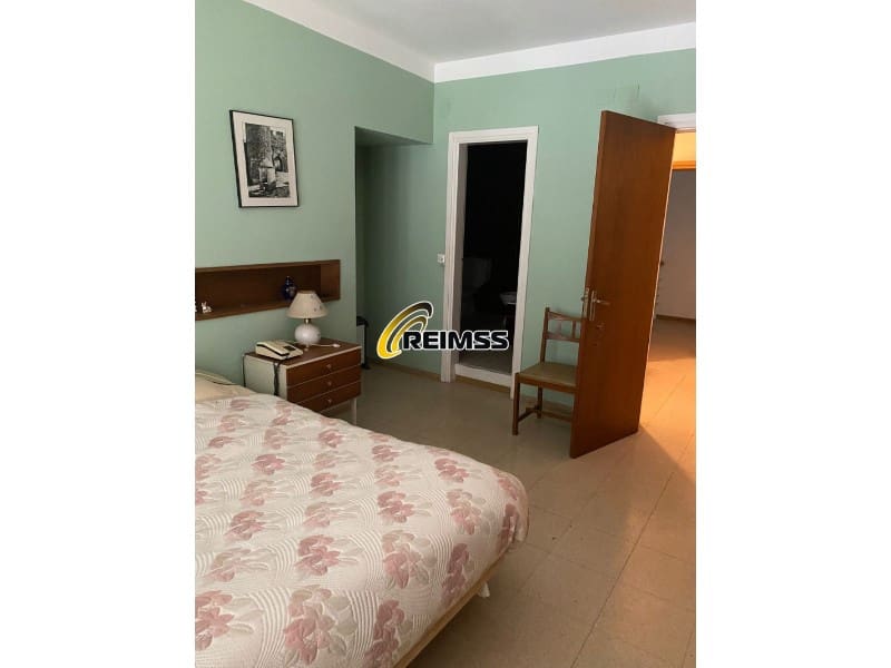 Chalet de 4 habitaciones en Tossa de Mar en venta con garaje - 900.000 € (Ref: 9476096)