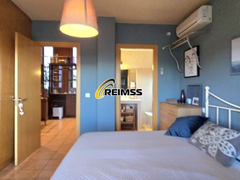 4 bedroom Villa for sale in Tordera with garage - € 375,000 (Ref: 9476097)