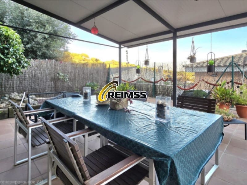 4 bedroom Villa for sale in Tordera with garage - € 375,000 (Ref: 9476097)