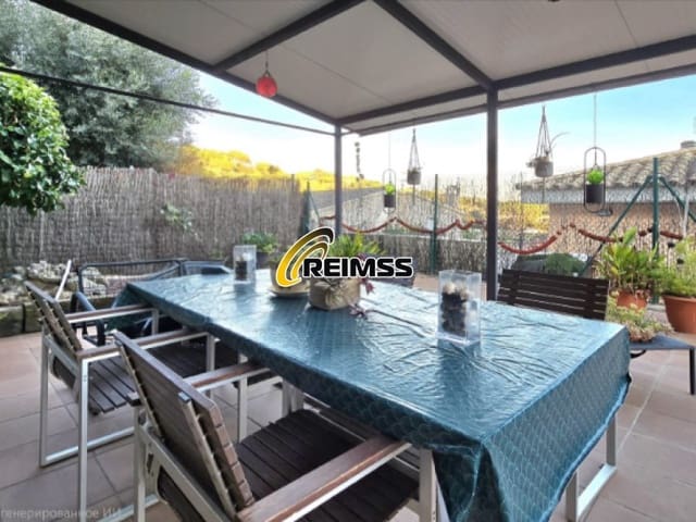 4 bedroom Villa for sale in Tordera with garage - € 375,000 (Ref: 9476097)