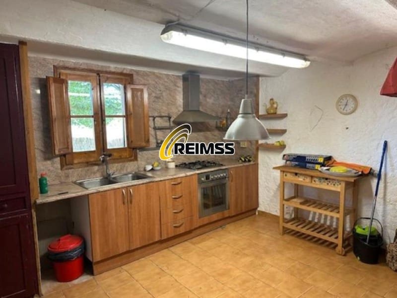 4 chambre Villa/Maison à vendre à Sant Andreu Salou avec garage - 367 500 € (Ref: 9476098)