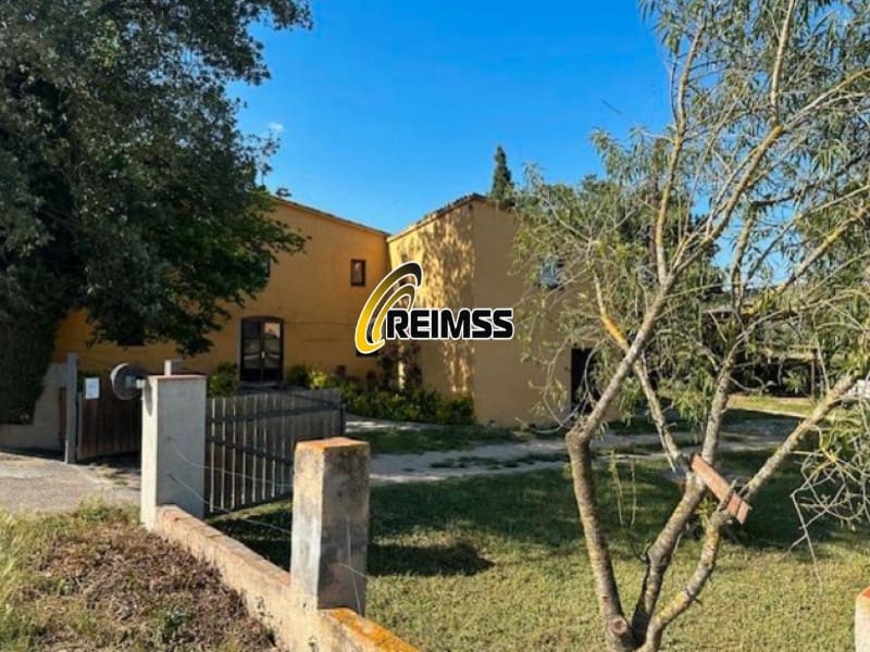 4 chambre Villa/Maison à vendre à Sant Andreu Salou avec garage - 367 500 € (Ref: 9476098)