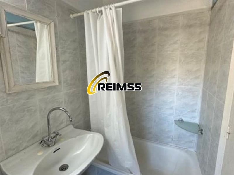 4 chambre Villa/Maison à vendre à Sant Andreu Salou avec garage - 367 500 € (Ref: 9476098)
