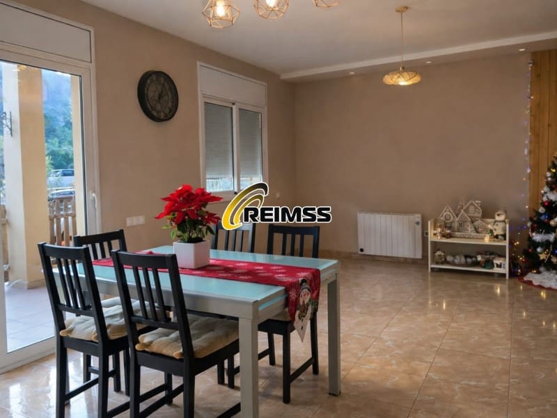 4 soverom Villa til salgs i Santa Susanna med garasje - € 357 000 (Ref: 9498999)