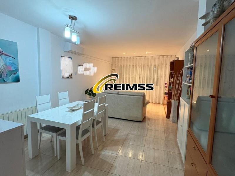 Piso de 3 habitaciones en Tossa de Mar en venta - 325.500 € (Ref: 9499000)