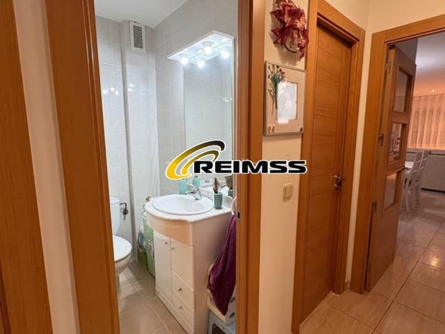 Piso de 3 habitaciones en Tossa de Mar en venta - 325.500 € (Ref: 9499000)