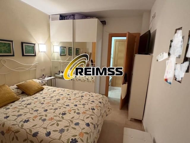 Piso de 3 habitaciones en Tossa de Mar en venta - 325.500 € (Ref: 9499000)