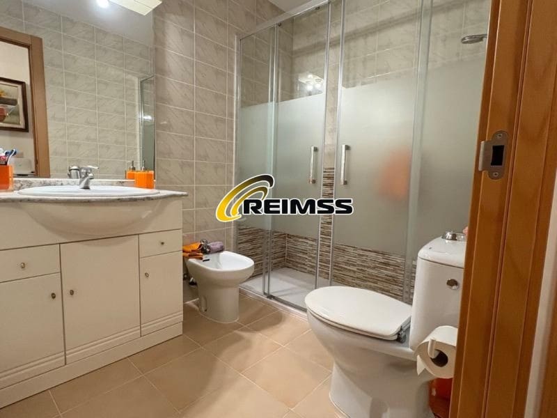 Piso de 3 habitaciones en Tossa de Mar en venta - 325.500 € (Ref: 9499000)