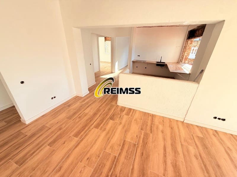 13 Zimmer Villa zu verkaufen in Vidreres mit Garage - 398.000 € (Ref: 9499001)
