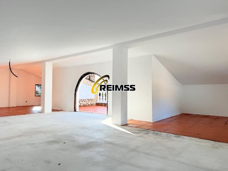 13 Zimmer Villa zu verkaufen in Vidreres mit Garage - 398.000 € (Ref: 9499001)