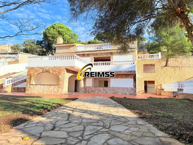 13 Zimmer Villa zu verkaufen in Vidreres mit Garage - 398.000 € (Ref: 9499001)