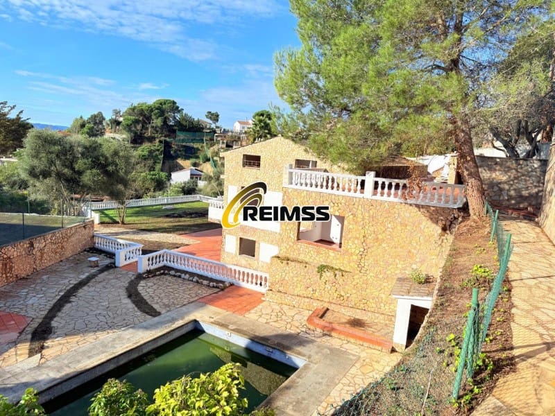 13 Zimmer Villa zu verkaufen in Vidreres mit Garage - 398.000 € (Ref: 9499001)