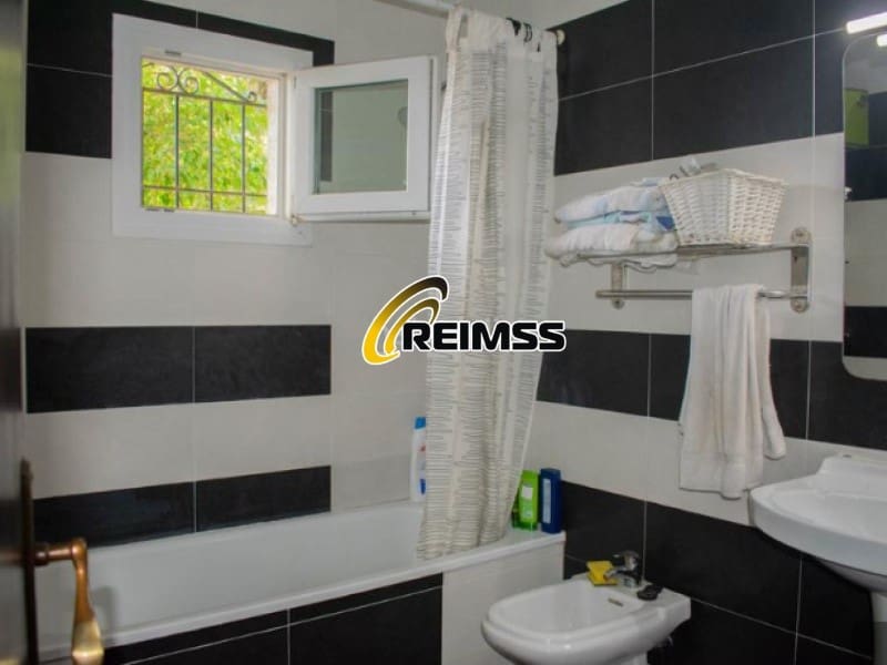 3 soverom Villa til salgs i Santa Cristina d'Aro - € 315 000 (Ref: 9499002)