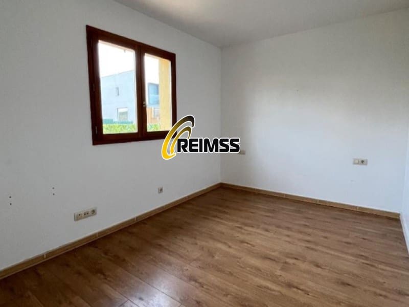 4 makuuhuone Huvila myytävänä paikassa Santa Cristina d'Aro mukana 
autotalli - 485 000 € (Ref: 9586391)